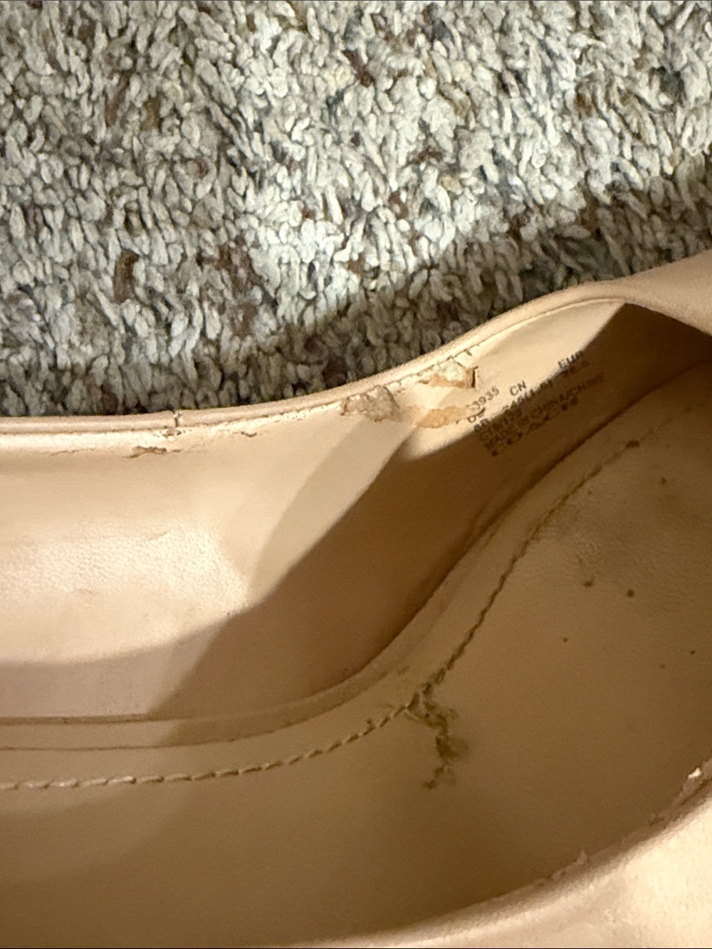 Coach Tan Nude Cream Pointed-Toe Gold Stud Trim Pumps Size 8 - Picture 10 of 16